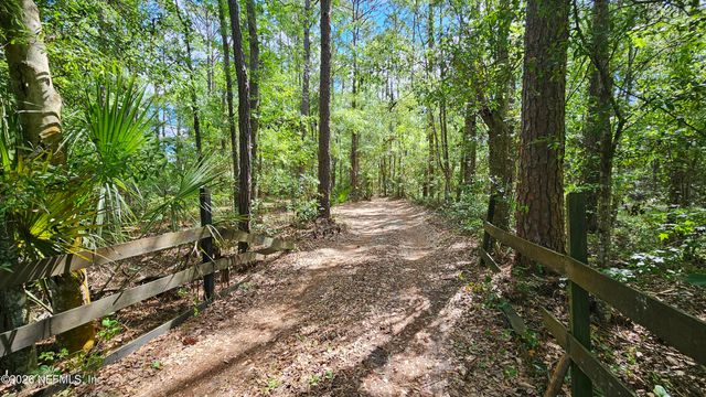 6324 LANNIE Road, Jacksonville, FL 32218
