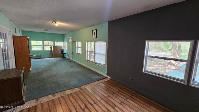 6324 LANNIE Road, Jacksonville, FL 32218