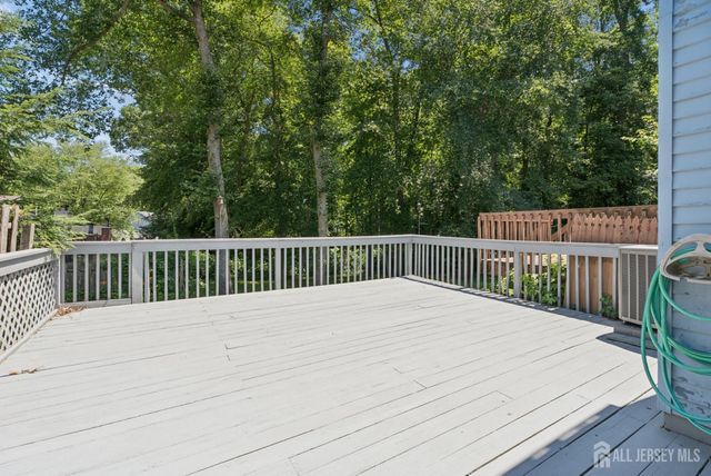 6 Bradford Drive, Old Bridge, NJ 08857