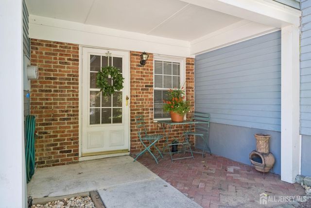 6 Bradford Drive, Old Bridge, NJ 08857