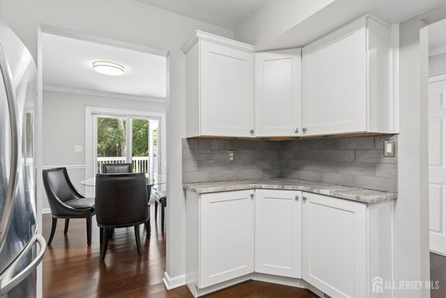 6 Bradford Drive, Old Bridge, NJ 08857