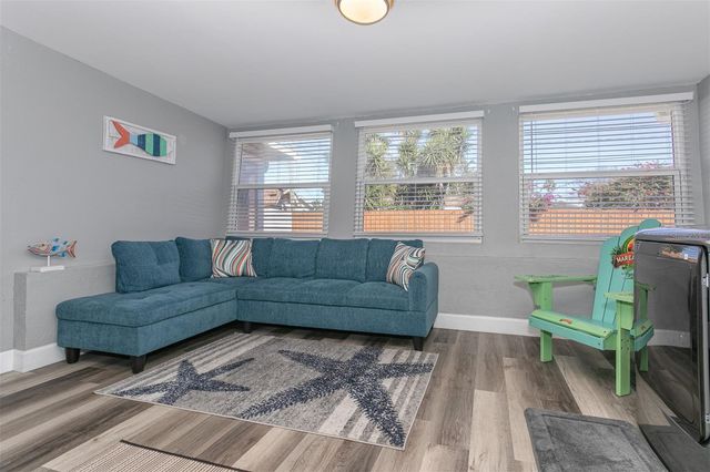 11381 70TH TERRACE, Seminole, FL 33772