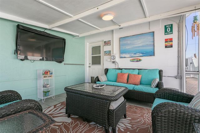 11381 70TH TERRACE, Seminole, FL 33772