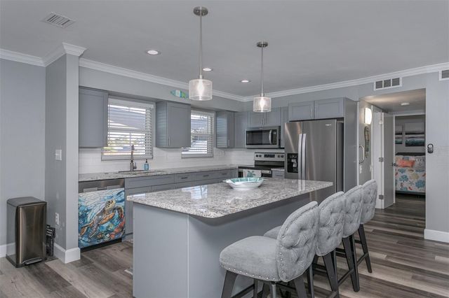 11381 70TH TERRACE, Seminole, FL 33772