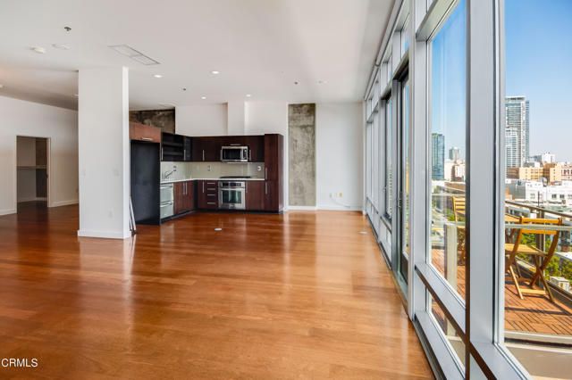 1100 S Hope Street 1709, Los Angeles, CA 90015