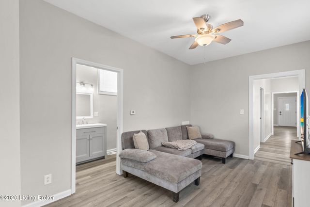 3304 Bank St, Louisville, KY 40212