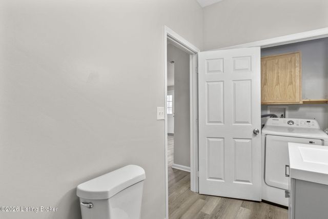 3304 Bank St, Louisville, KY 40212