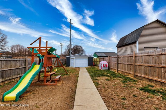 3304 Bank St, Louisville, KY 40212