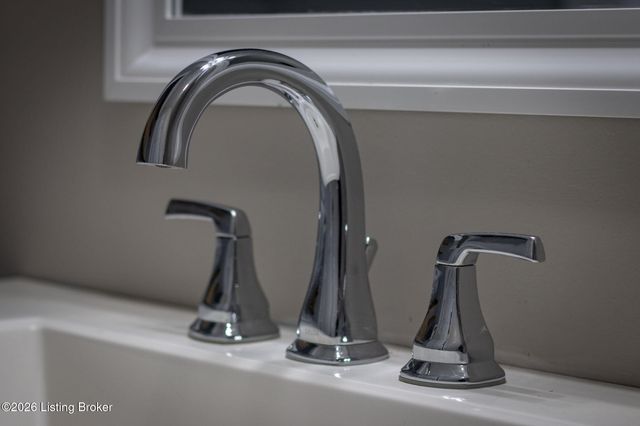 3304 Bank St, Louisville, KY 40212