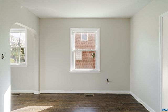 1116 LOCUST AVE, Charlottesville, VA 22901