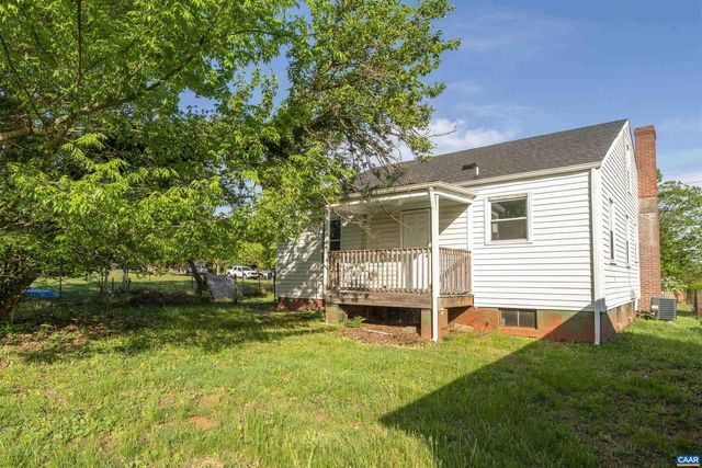 1116 LOCUST AVE, Charlottesville, VA 22901