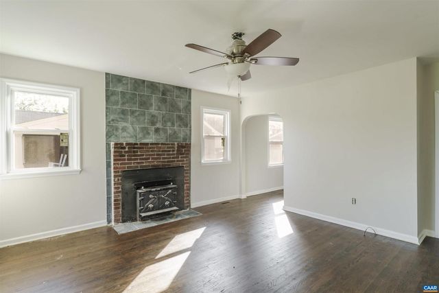 1116 LOCUST AVE, Charlottesville, VA 22901