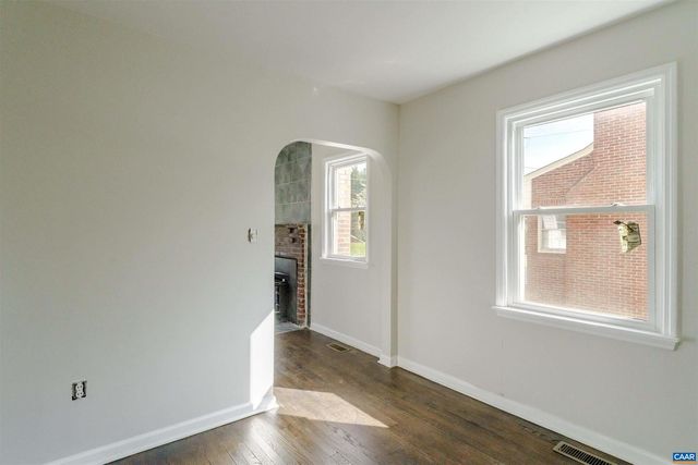 1116 LOCUST AVE, Charlottesville, VA 22901