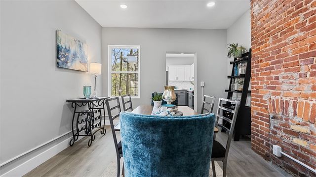 3738 Liberty Avenue, Bloomfield, PA 15201