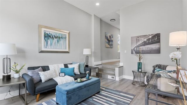 3738 Liberty Avenue, Bloomfield, PA 15201