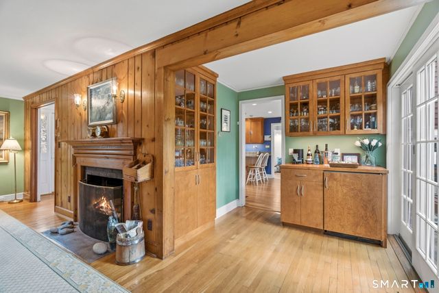 15 Ten Acre Lane, West Hartford, CT 06107