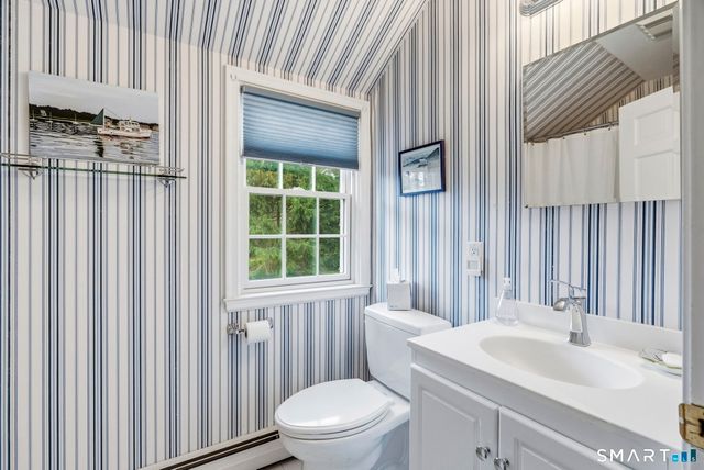15 Ten Acre Lane, West Hartford, CT 06107