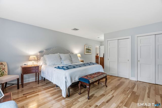 15 Ten Acre Lane, West Hartford, CT 06107