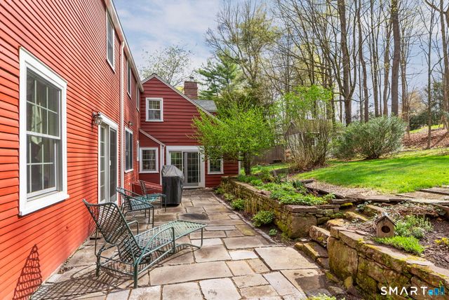15 Ten Acre Lane, West Hartford, CT 06107