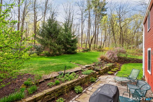 15 Ten Acre Lane, West Hartford, CT 06107