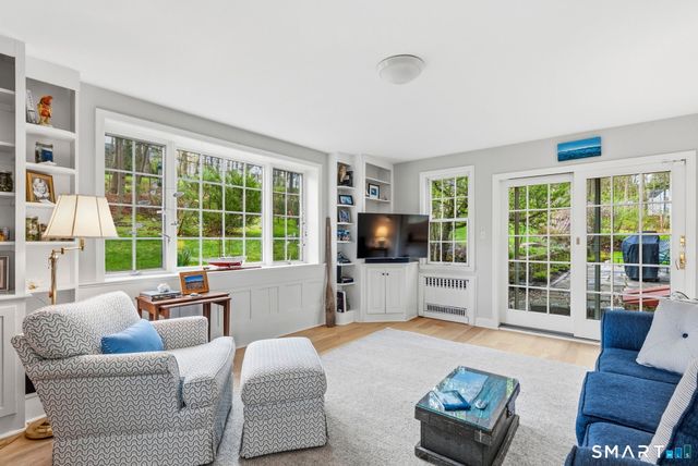 15 Ten Acre Lane, West Hartford, CT 06107
