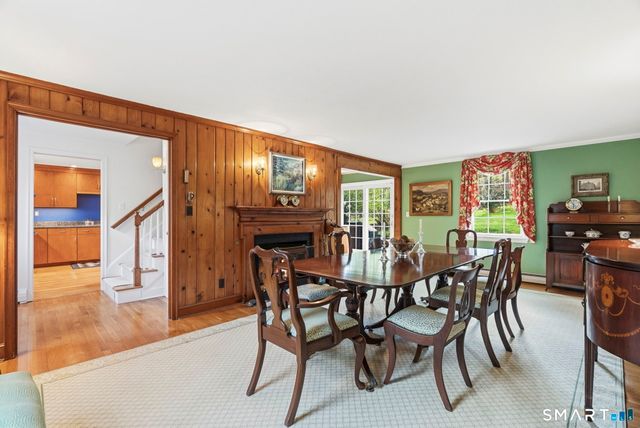 15 Ten Acre Lane, West Hartford, CT 06107