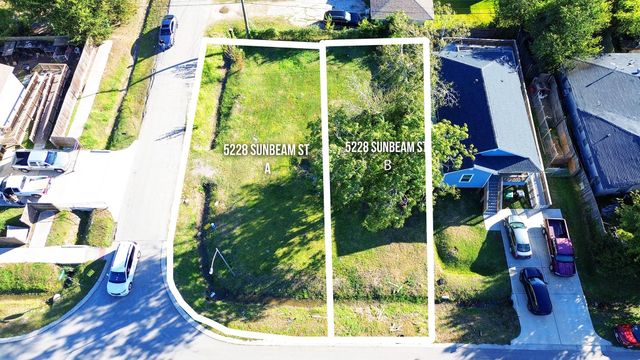 5228 Sunbeam A Street, Houston, TX 77033