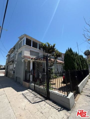 1162 N St Andrews Place, Los Angeles, CA 90038