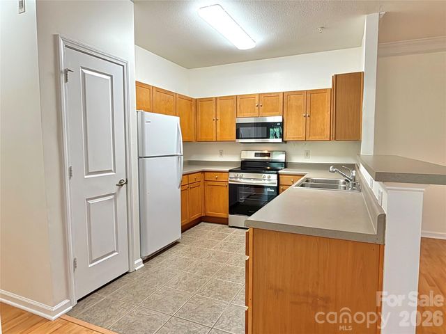 413 Appeldoorn Circle 413, Asheville, NC 28803