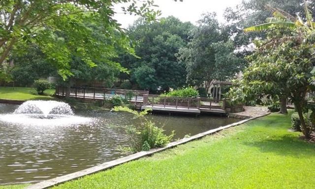 12679 Briar Patch Road 11, Houston, TX 77077
