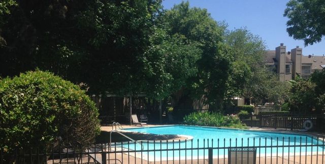 12679 Briar Patch Road 11, Houston, TX 77077