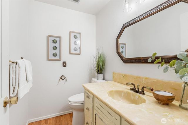 18805 94th Avenue W, Edmonds, WA 98020