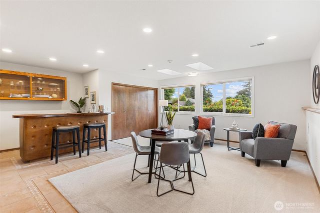 18805 94th Avenue W, Edmonds, WA 98020