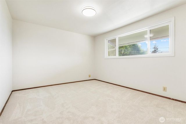 18805 94th Avenue W, Edmonds, WA 98020