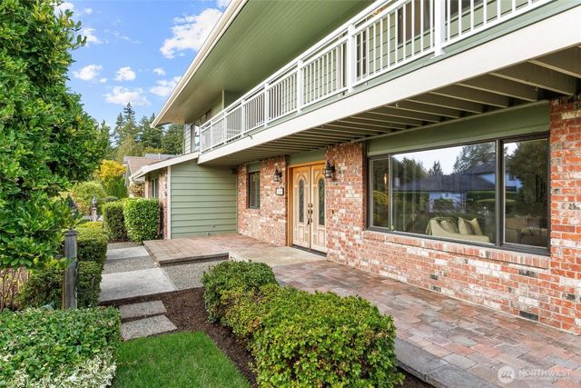 18805 94th Avenue W, Edmonds, WA 98020