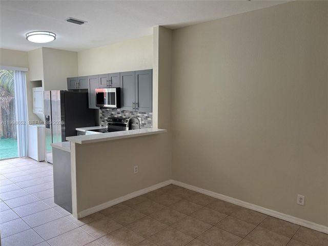 85 SW 16 Avenue ., Homestead, FL 33030