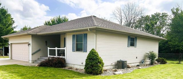 306 Park Avenue, Charles City, IA 50616
