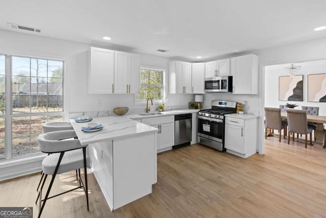 3347 Hobbit Glen, Powder Springs, GA 30127