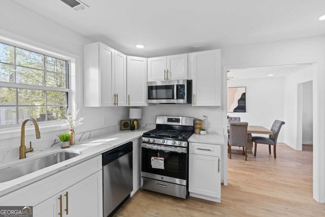 3347 Hobbit Glen, Powder Springs, GA 30127