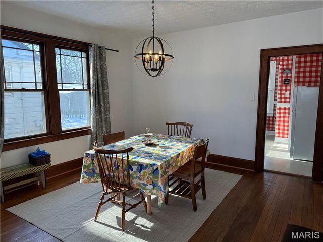 139 Kansas Avenue, Belleville, IL 62221