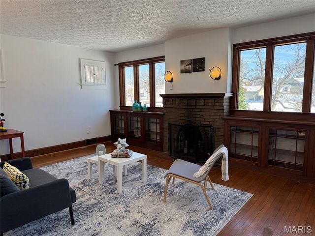 139 Kansas Avenue, Belleville, IL 62221