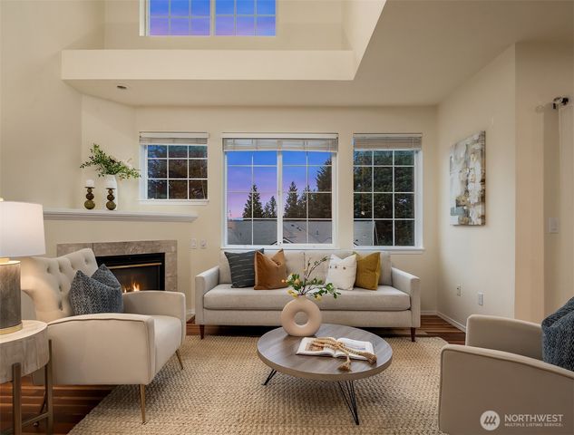 18646 NE 57th Way, Redmond, WA 98052