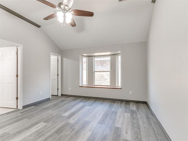 909 Greenfield Avenue, Yukon, OK 73099