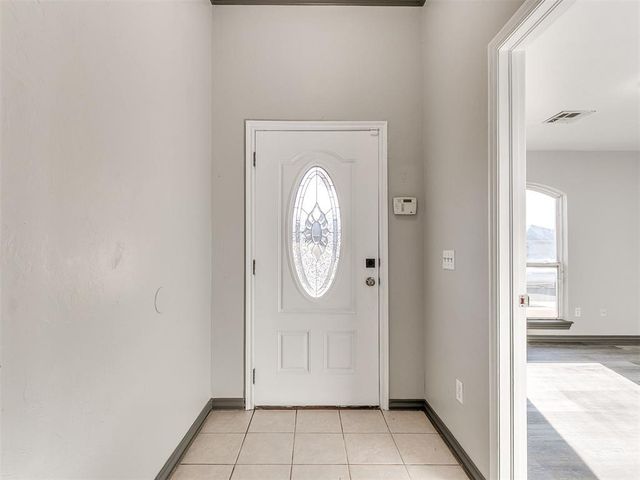 909 Greenfield Avenue, Yukon, OK 73099