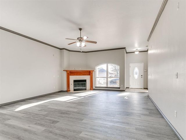 909 Greenfield Avenue, Yukon, OK 73099