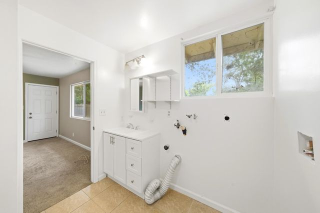 1752 Hungry Hollow Rd, Lincoln, CA 95648