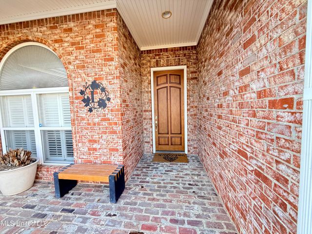 103 Oak Meadow Drive, Clinton, MS 39056