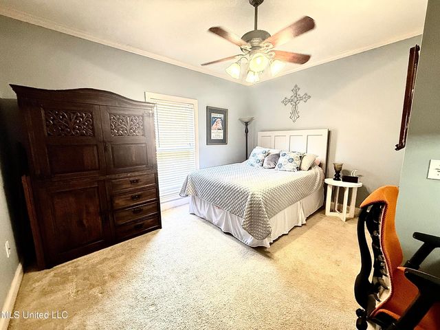 103 Oak Meadow Drive, Clinton, MS 39056