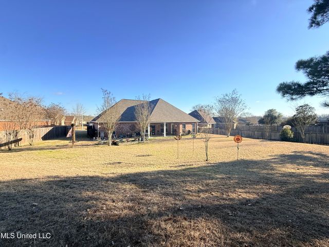 103 Oak Meadow Drive, Clinton, MS 39056