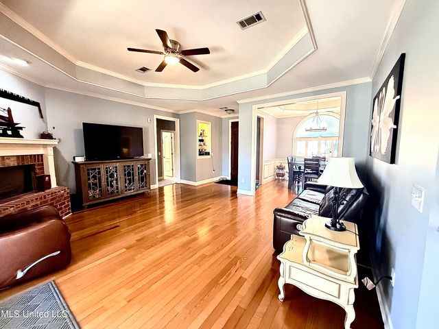 103 Oak Meadow Drive, Clinton, MS 39056